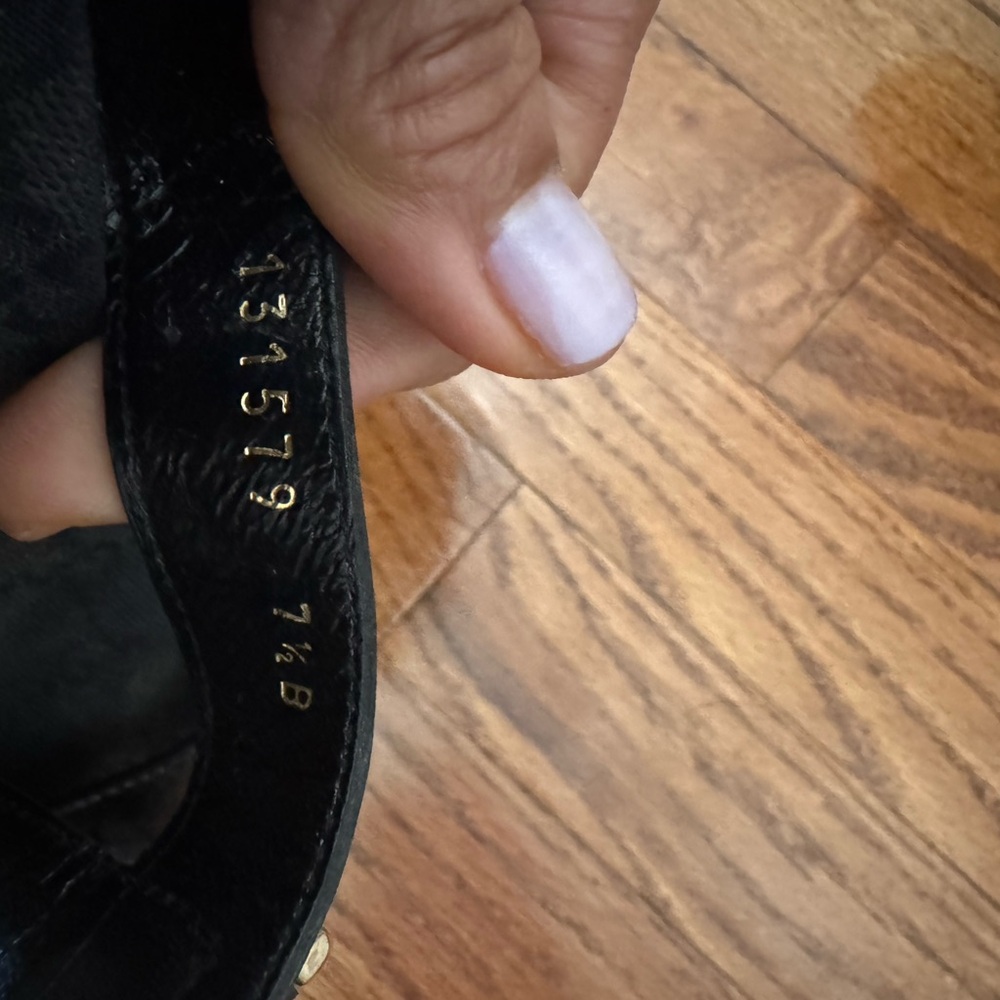 Gucci Heels - Picture 9 of 9